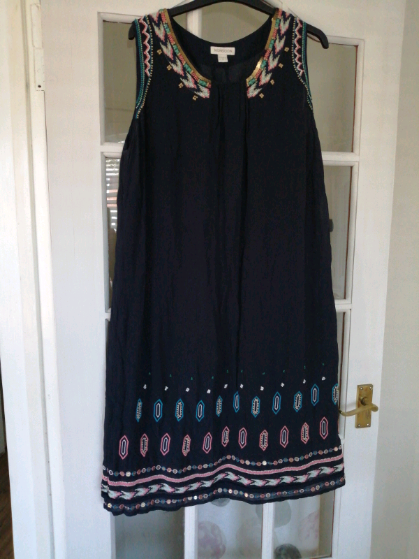 monsoon size 18